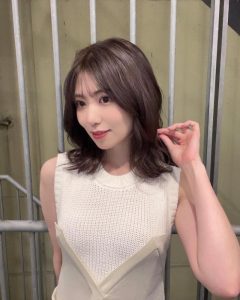 美尻女主播「山岸逢花」2022作品精选,「主动骑乘」超色气!【EV棋牌】-EV棋牌