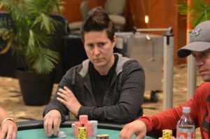 【EV扑克】趣闻 | Vanessa Selbst：我一直在找一个回来的借口【EV棋牌】-EV棋牌