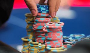 【EV扑克】策略教学:这5个情况需要控制底池【EV棋牌】-EV棋牌