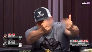 【EV扑克】丹牛vs中指哥掀史诗大战!中指哥能从职牌身上诈唬百万底池?【EV棋牌】-EV棋牌