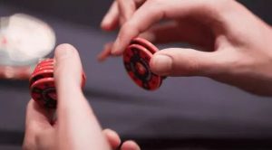 【EV扑克】教学:这几个情况下小注会更合适!【EV棋牌】-EV棋牌