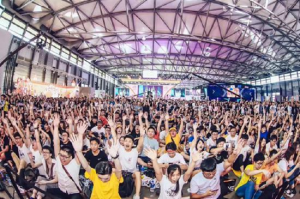 跨界当道 | ChinaJoy跨界营销案例赏：果子熟了【EV棋牌】-EV棋牌