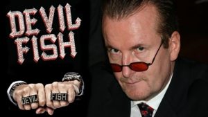 【EV扑克】WPT名人堂 | “魔鬼鱼”David Ulliott 把垃圾牌打成赢牌的传奇人生【EV棋牌】-EV棋牌