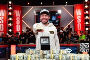 【EV扑克】这个冠军太牛了!仅靠48手夺下主赛事金手链,国人同日斩获豪客赛金戒指【EV棋牌】-EV棋牌