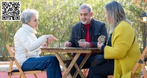 【EV扑克】趣闻 | 百岁老人分享长寿秘诀:每周打三次扑克【EV棋牌】-EV棋牌