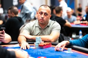 【EV扑克】2023年EPT塞浦路斯:Oleg Semionov神秘赏金赛夺冠 周全、田浩晋级$1,100 Eureka主赛Day2【EV棋牌】-EV棋牌