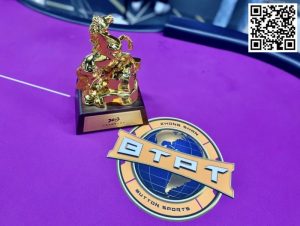 【EV扑克】第三届博登杯|主赛事圆满落幕 陈思浩捧杯主赛冠军 麦锦元屈居亚军【EV棋牌】-EV棋牌