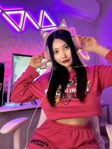 若月美衣奈(若月みいな)经典作品番号及封面,若月美衣奈个人简介【EV棋牌】-EV棋牌