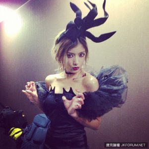 《希望女友穿上的萬聖節裝扮》在這特別的日子裡當個護士為我打針吧【EV棋牌】-EV棋牌