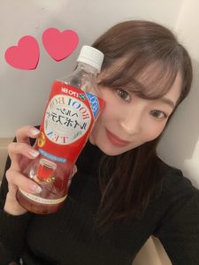 千早真理爱(千早まりあ)出道作品番号及封面,千早真理爱个人简介【EV棋牌】-EV棋牌