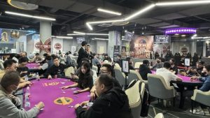 【EV扑克】博登杯总决赛|主赛事共469人参赛107人晋级 卓国栋/周兆祥领跑D组/D组快速【EV棋牌】-EV棋牌