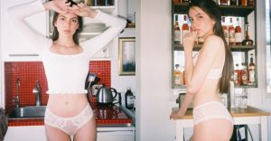 意圖使人邪惡！清純妹骨子裡散發濃濃騷氣　「全裸沐浴」露點了也不在意【EV棋牌】-EV棋牌