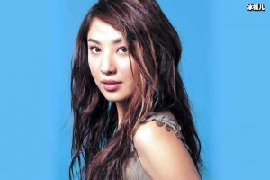 郑希怡怪小小春把自己的闺蜜抢走，公开表示想要踩他头！【EV棋牌】-EV棋牌