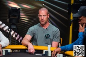 【EV扑克】只拿着顶对就敢在这种河牌面抓诈!开天眼了吗?【EV棋牌】-EV棋牌