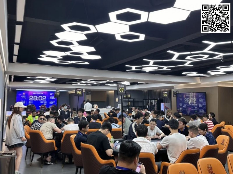 【EV扑克】麒麟竞技丨麒麟杯B组92人次参赛 选手方c以364500记分牌领衔21人晋级【EV棋牌】-EV棋牌