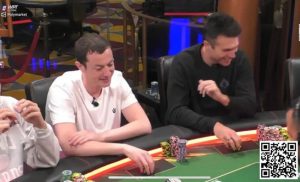 【EV扑克】毒王4小时内输2个百万底池,神秘玩家错误弃掉优胜牌,HCL游戏过于精彩!【EV棋牌】-EV棋牌