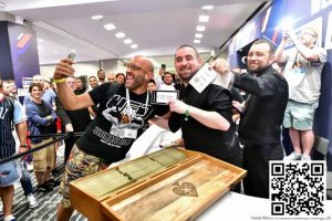 【EV扑克】奖金一万七,赏金一百万?!凭运气可以拿头奖的赛事你了解么?【EV棋牌】-EV棋牌