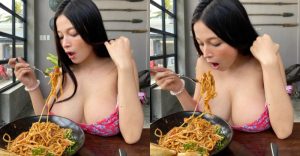 香！混血網紅大口嗑義大利麵　渾圓爆乳加味不加價　網友直呼：餓了～【EV棋牌】-EV棋牌