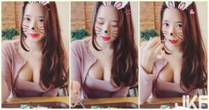 邪惡視角！超正「餐廳大奶妹」低胸豪乳好壞壞！極緻誘惑的「用餐畫面」乳量逼死人…【EV棋牌】-EV棋牌