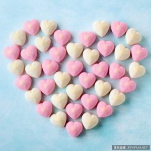 『超意外的情人節商品』你猜得出來這到底是什麼嗎？【EV棋牌】-EV棋牌