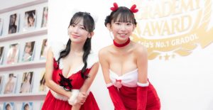 聖誕快樂！寫真界兩大人氣女神天木純 X 長澤茉里奈合體送祝福【EV棋牌】-EV棋牌