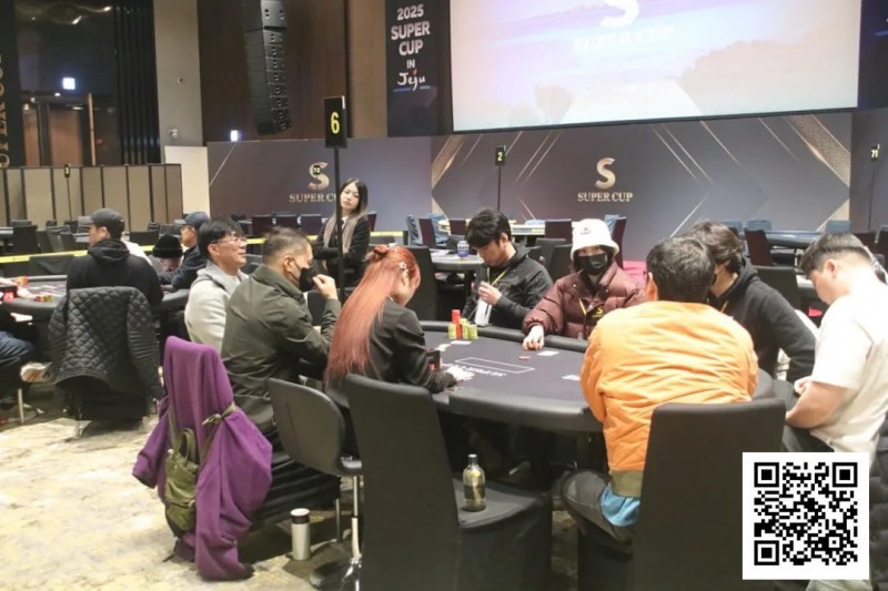 【EV扑克】恭喜韩国选手KIM WON JUNG顺利夺取开幕赛冠军玉瓶！JEJU杯A组热火吸引86人次11人晋级！ SUPER CUP济州【EV棋牌】-EV棋牌