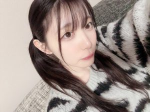 白百合美波(白百合みなみ)出道作品番号及封面，白百合美波个人简介【EV棋牌】-EV棋牌