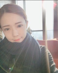 忍不住想掏了!永慶不動產「房仲女神」超無害長相讓人忍不住想簽約….【EV棋牌】-EV棋牌