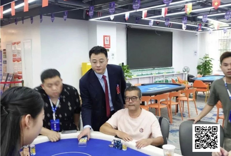 【EV扑克】凤凰杯 | 主赛 B 组 307 人厮杀！33 人晋级，黄志凯先生成为CL！附赛双场爆燃，郎才女貌冠军出炉！【EV棋牌】-EV棋牌