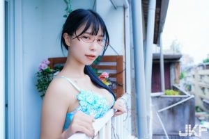 純天然H罩杯!甜美正妹「何何」假期大解放,「豐滿美體」不私藏【EV棋牌】-EV棋牌