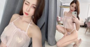 正妹「艾比」粉嫩透視薄紗太誘人，「撩人曲線」看得好明顯呀！【EV棋牌】-EV棋牌