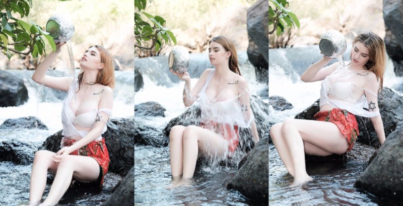 混血巨乳正妹的「終極濕身秀」河邊沐浴超消暑！衣服都快被沖走啦！【EV棋牌】-EV棋牌