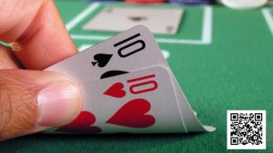 【EV扑克】拿着10-10面对三位松凶对手,你会在翻前全下吗?【EV棋牌】-EV棋牌