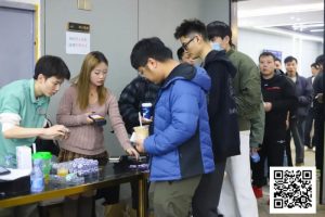 【EV扑克】长沙阳光月赛第三日 | 主赛首轮收官日:最后一席,全力以赴!第一轮共1400人次,168人晋级明日决赛,刘杰成C组CL【EV棋牌】-EV棋牌