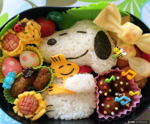 台灣媽媽的強大廚藝！萌翻味覺的史努比咖哩開飯中【EV棋牌】-EV棋牌