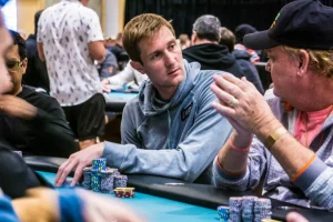 【EV扑克】当扑克被流量绑架：Brad Owen直言“我感觉自己像个骗子”【EV棋牌】-EV棋牌