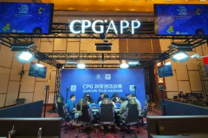 【EV扑克】CPG®海棠湾巡游赛｜主赛剩余17人晋级第四轮，陆振华580万记分牌领跑，唯一女将倪楚儿紧随其后【EV棋牌】-EV棋牌