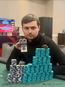 【EV扑克】6冠加冕!“嘴炮王”Martin Kabrhel再夺WSOPC金戒指,生涯奖金突破1900万美元【EV棋牌】-EV棋牌