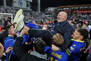 【EV扑克】从扑克桌到波黑重返世界杯的功勋主帅:谢尔盖·巴巴雷茨的非典型主帅之路【EV棋牌】-EV棋牌