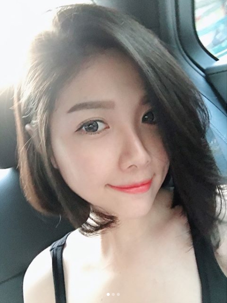 地方媽媽好逼人！巨乳好身材「親餵自拍」，哺乳視角讓人忍不住想要大口吸….