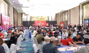 【EV扑克】GAKC皇冠杯廊坊站第二日战报｜主赛A组184人激战，女神赛154位巾帼惊艳登场【EV棋牌】-EV棋牌