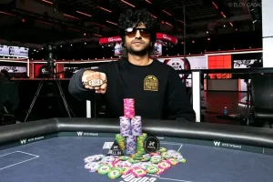 【EV扑克】2026 WSOP | 一步之遥!苗晨翔河牌遭绝杀,中国三人组憾失金手链【EV棋牌】-EV棋牌