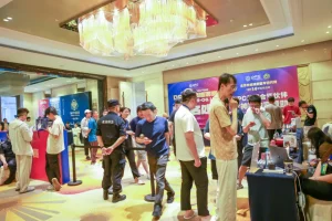 【EV扑克】2026 DPC福州巡游赛首日:团队赛35队激战,“TopLuck战队”夺冠;开幕赛141人参赛21人晋级【EV棋牌】-EV棋牌