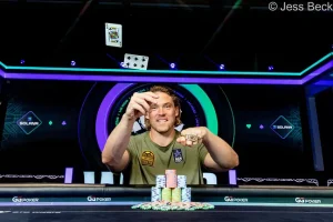 【EV扑克】2026WSOP | $10K超快速赏金赛Yixi Tang单挑惜败Alex Foxen斩获亚军【EV棋牌】-EV棋牌