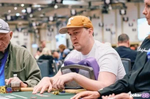 【EV扑克】高额常规桌风云:“Texas Mike”狂泻147万刀,赛后怒喷全场“全是狙击怪”!【EV棋牌】-EV棋牌