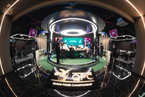 【EV扑克】越南河内QPC Day8｜“平南王”贾曰泉问鼎豪客帝国赛冠军，罗爽、潘财明分别获第五、第九名；陈明聪、冯苗打入主赛决赛桌将冲击奖杯【EV棋牌】-EV棋牌