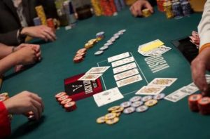 【EV扑克】KK撞上A高翻牌：别慌，也别硬顶，先做这三步【EV棋牌】-EV棋牌