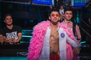 【EV扑克】WSOP决赛桌“多弗朗明哥”引爆赛场,他从全场垫底打到了冠军争夺者【EV棋牌】-EV棋牌