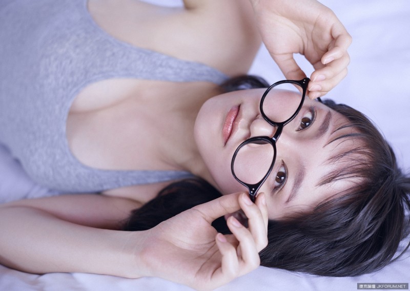 不合理！療癒系好胸女孩《吉岡里帆》當配角　居然比主角亮眼？！
