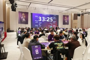 【EV扑克】第二届JPT热河扑克之旅|主赛首轮征战结束 80人踏上全新征程 多位美女末班车晋级【EV棋牌】-EV棋牌